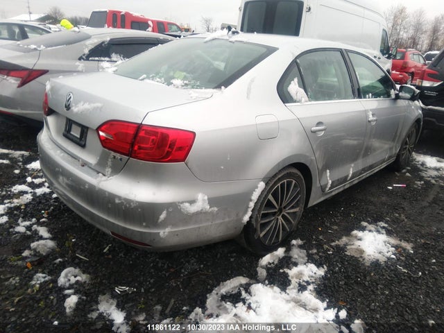 3VWLL7AJ2EM337176 Volkswagen Jetta Sedan Highline