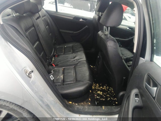 3VWLL7AJ2EM337176 Volkswagen Jetta Sedan Highline