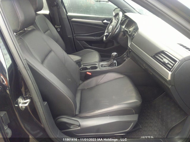 3VWE57BUXKM104430 Volkswagen Jetta Highline
