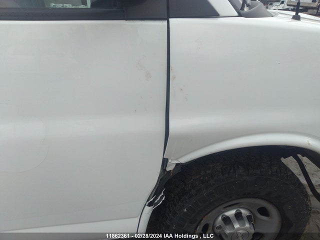 Chevrolet EXPRESS CARGO VAN 2016 1GCWGAFF7G1147329 Image 6