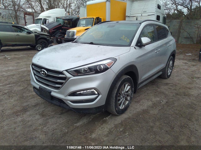 Hyundai TUCSON SE 2018 KM8J3CA4XJU623310 Image 2