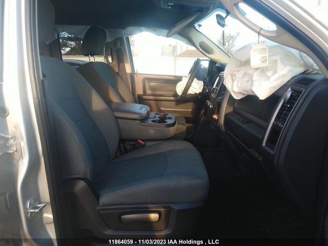 1C6RR7FG5JS235100 RAM 1500 St
