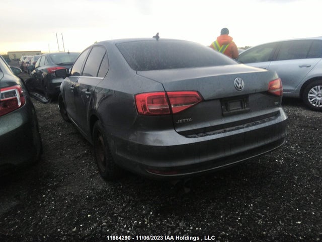 3VWDA7AJ9FM247440 Volkswagen Jetta Sedan Comfortline