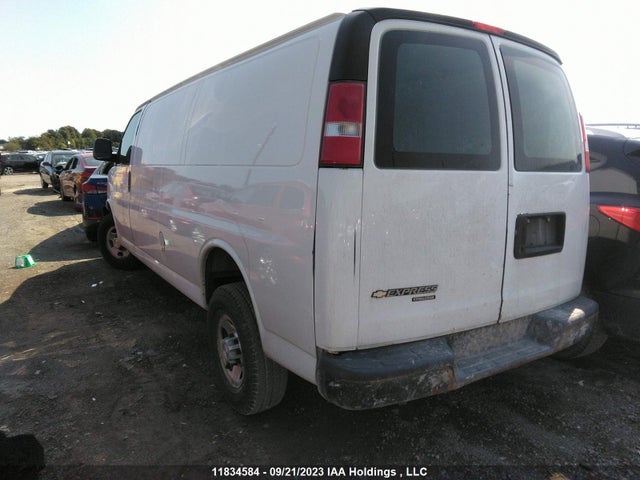 Chevrolet EXPRESS CARGO VAN 2016 1GCWGBFF2G1130315 Image 3
