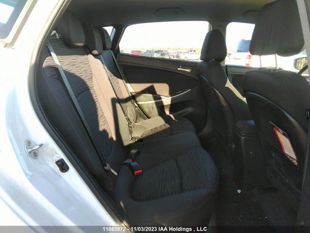 Hyundai ACCENT GL 2017 KMHCT5AE6HU361308 Image 8