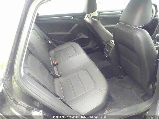 1VWBA7A3XMC018868 Volkswagen Passat Highline