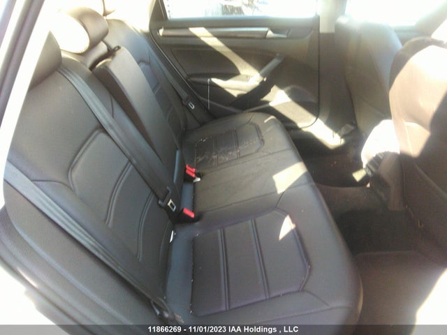 1VWBA7A37MC004474 Volkswagen Passat Highline