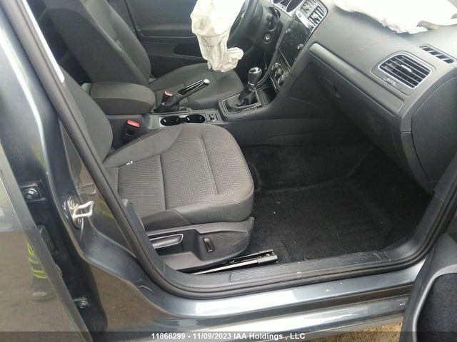 3VWW57AU9MM012167 Volkswagen Golf Comfortline/highline