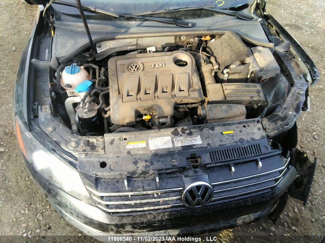 1VWAN7A31EC103356 Volkswagen Passat Trendline