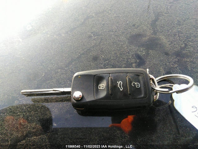 1VWAN7A31EC103356 Volkswagen Passat Trendline