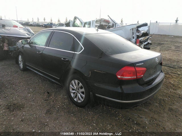 1VWAN7A31EC103356 Volkswagen Passat Trendline