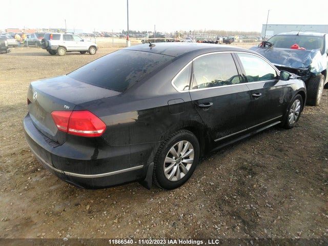 1VWAN7A31EC103356 Volkswagen Passat Trendline
