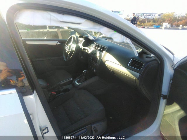 3VWD07AJ3EM440877 Volkswagen Jetta Sedan Comfortline