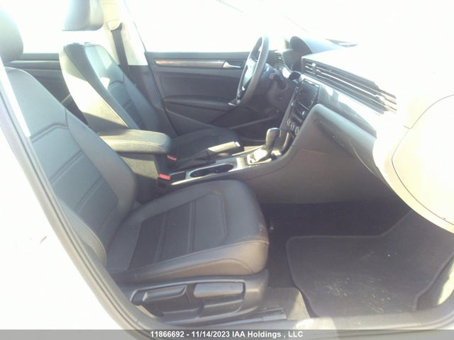 1VWBA7A34MC006439 Volkswagen Passat Highline