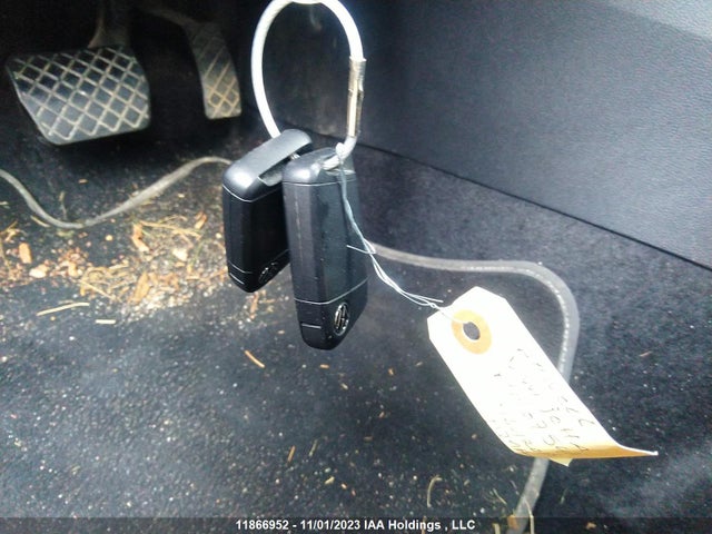 3VWE57BU1MM075421 Volkswagen JETTA SEL