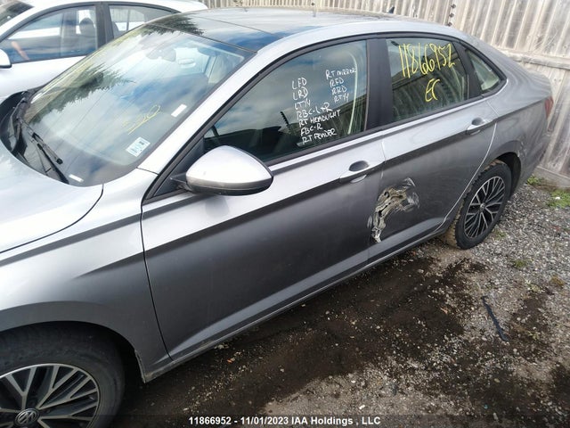 3VWE57BU1MM075421 Volkswagen JETTA SEL