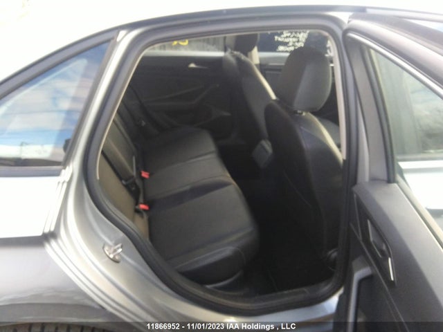3VWE57BU1MM075421 Volkswagen JETTA SEL