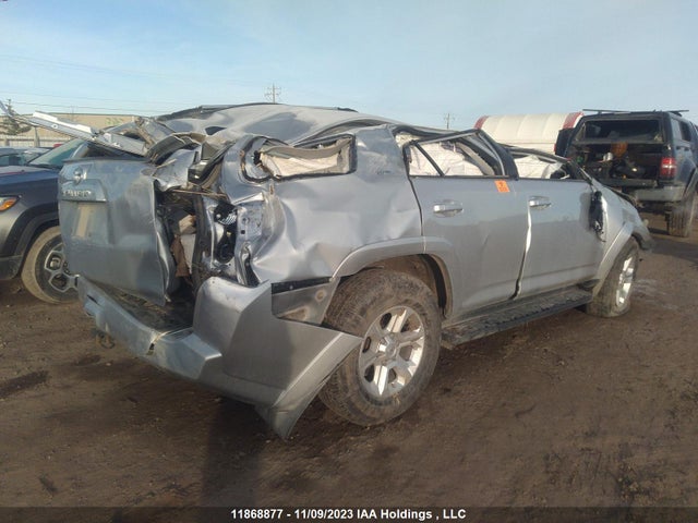 Toyota 4RUNNER 2018 JTEBU5JR5J5535543 Image 4