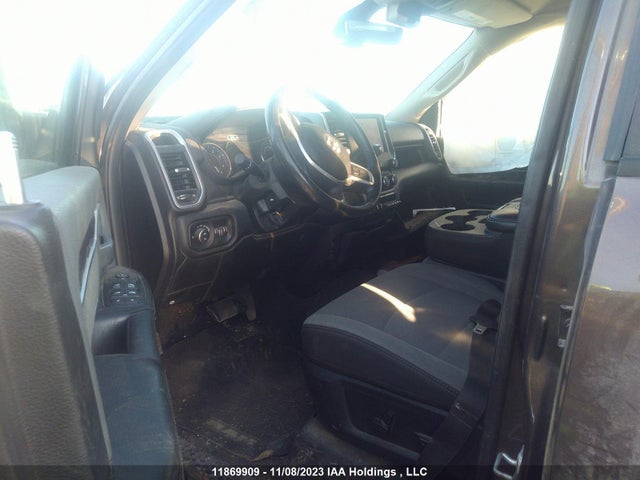 3C63RRHL0KG696158 RAM 3500 Big Horn