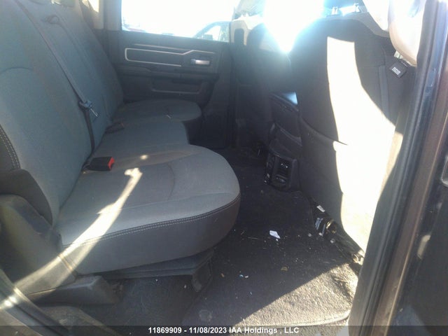 3C63RRHL0KG696158 RAM 3500 Big Horn