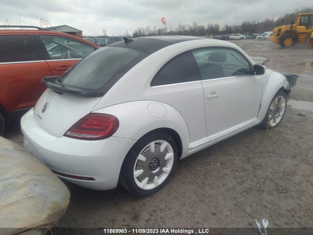Volkswagen Beetle Wolfsburg Edition 2019 3VWJD7AT9KM715351 Image 4