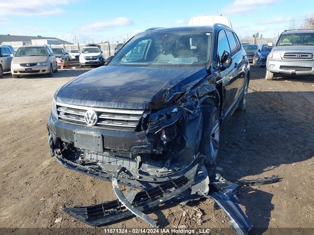 3VV4B7AX5KM095589 Volkswagen Tiguan Highline