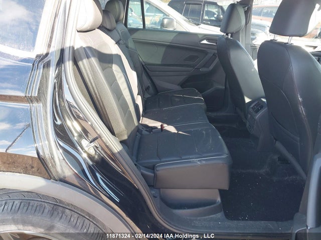3VV4B7AX5KM095589 Volkswagen Tiguan Highline