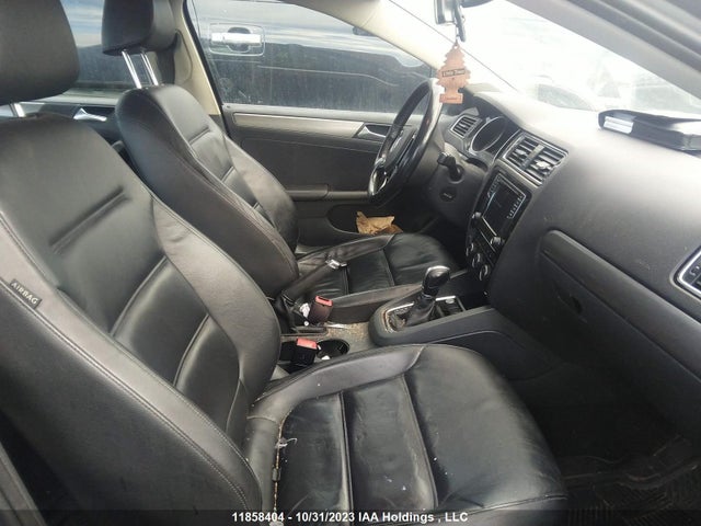 3VWL07AJ0GM393158 Volkswagen Jetta Sedan Highline