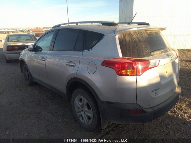 Toyota RAV4 LE 2015 2T3BFREV2FW335295 Image 3