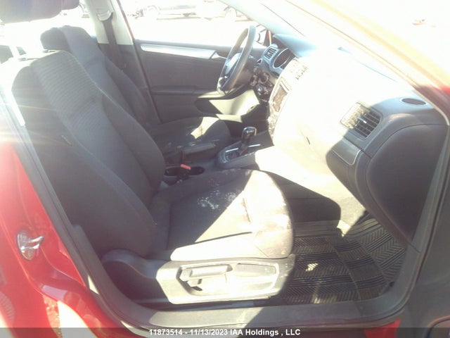 3VW2K7AJ2FM339185 Volkswagen Jetta Sedan Trendline+/trendline