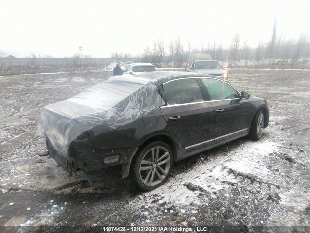 1VWBT7A34HC051896 Volkswagen PASSAT SE