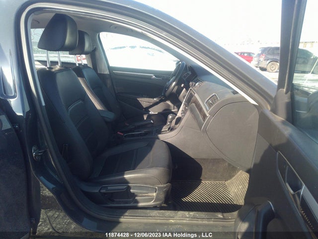 1VWBT7A34HC051896 Volkswagen PASSAT SE