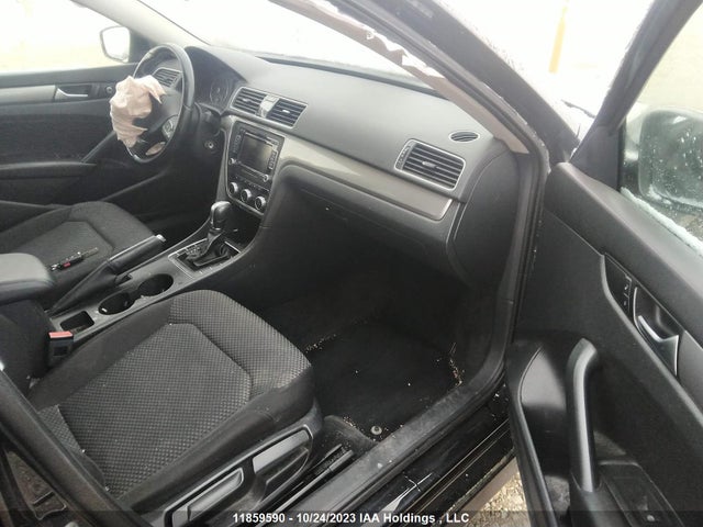 1VWAS7A32FC074461 Volkswagen Passat Trendline
