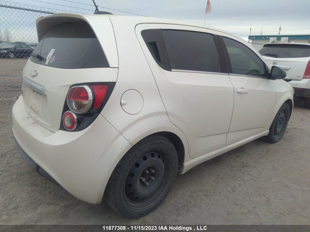 Chevrolet Sonic Rs 2015 1G1JG6SB5F4159169 Image 4