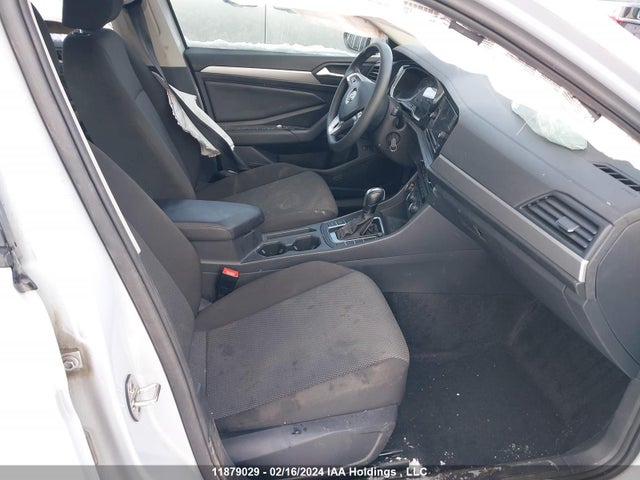 3VWC57BU2KM019749 Volkswagen JETTA