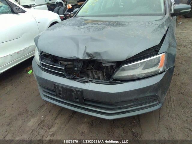 3VWB07AJ2FM239657 Volkswagen JETTA SE
