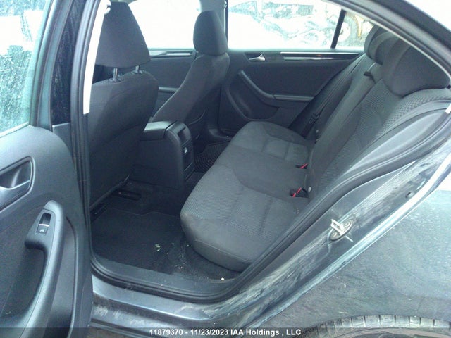 3VWB07AJ2FM239657 Volkswagen JETTA SE