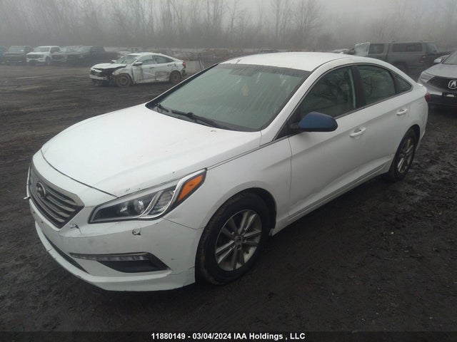 Hyundai SONATA GL 2015 5NPE24AF8FH046939 Image 2