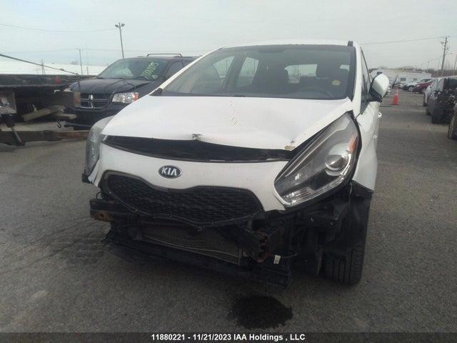 KIA Rondo Lx 2016 KNAHT8A30G7130893 Image 6