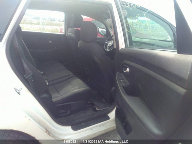 KIA Rondo Lx 2016 KNAHT8A30G7130893 Image 8