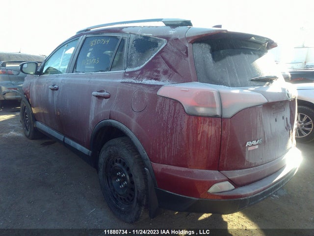 Toyota RAV4 LE 2018 2T3BFREV5JW857959 Image 3