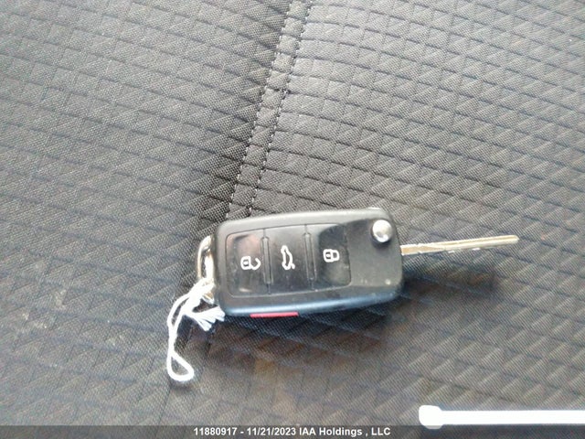 3VW267AJ9GM295966 Volkswagen JETTA S