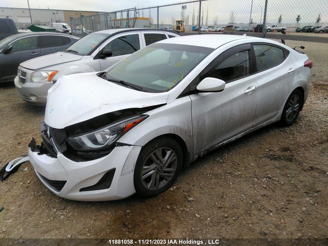 Hyundai ELANTRA GL 2015 5NPDH4AE6FH639989 Image 2