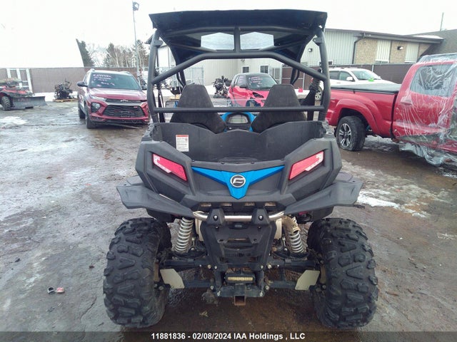 11881836 :رقم المزاد ، LCELVYZ15M6005223 vin ، 2021 Cfmoto Zforce 800 مزاد بيع