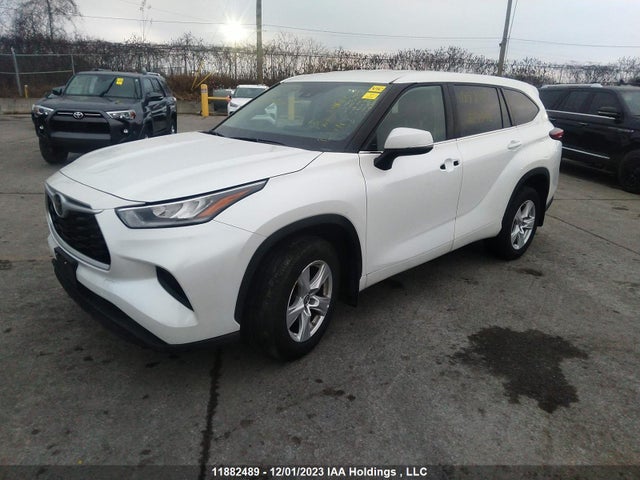 Toyota Highlander L/le 2022 5TDBZRBH3NS209596 Image 2