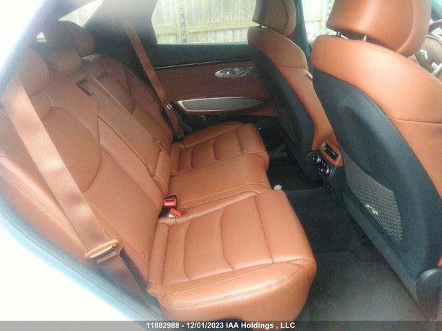 Genesis Gv70 2.5t Advanced 2023 KMUMADTB9PU097492 Image 8