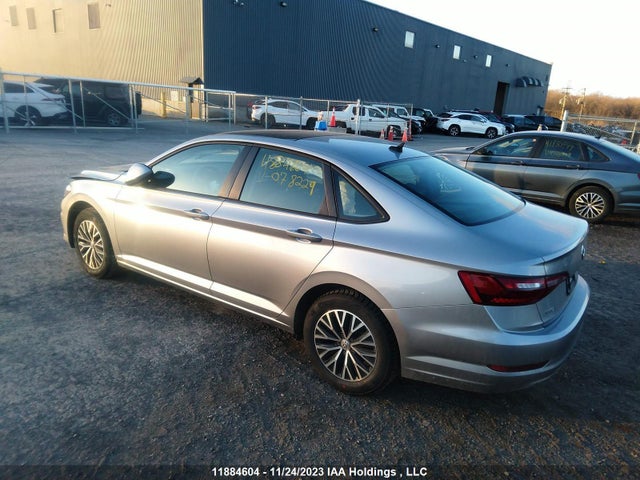 3VWE57BU2MM078229 Volkswagen Jetta Highline