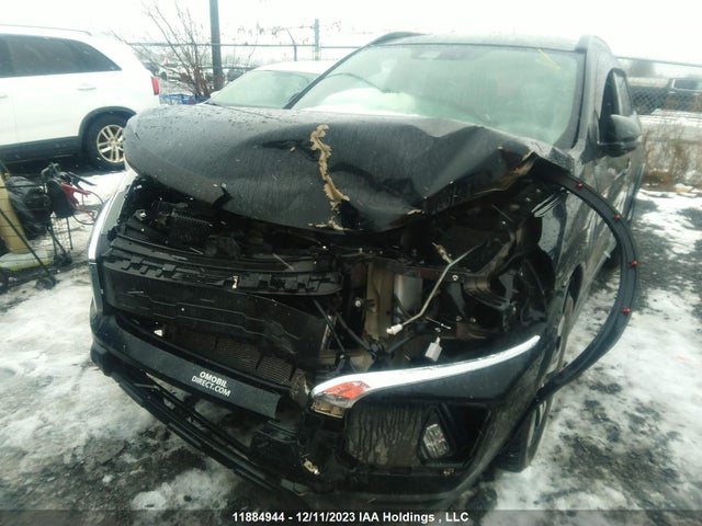 JA4AJVAW8MU603174 Mitsubishi RVR