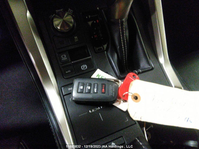 JTJSARDZXM2257130 Lexus NX 300