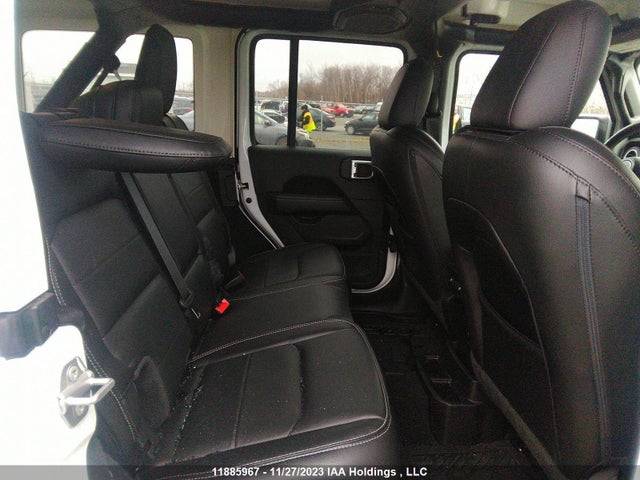 1C4HJXEG1MW863004 Jeep Wrangler Unlimited Sahara